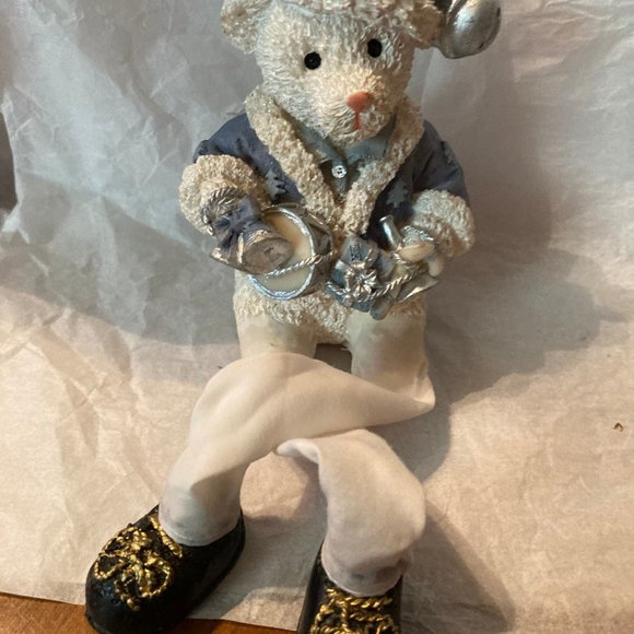 CHRISTMAS HANGING BEAR NEW CUTE FOR DESK OR TABLE - Picture 2 of 3